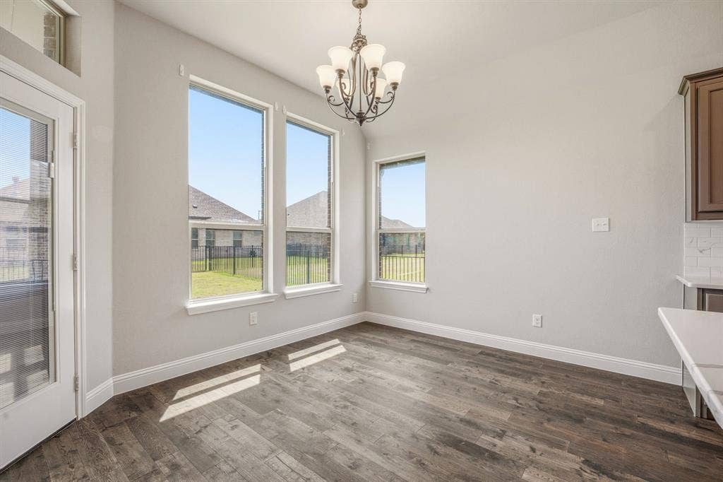 1038 Mickelson Drive, Granbury, TX 76048