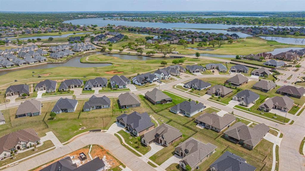 1038 Mickelson Drive, Granbury, TX 76048