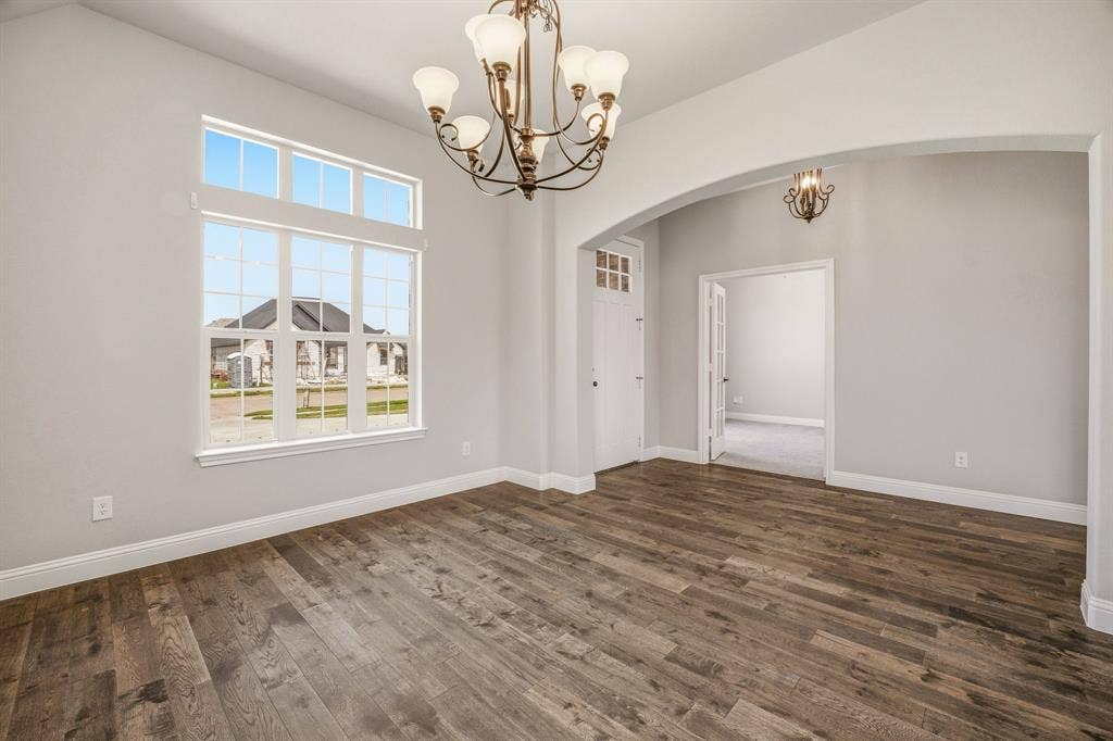 1038 Mickelson Drive, Granbury, TX 76048