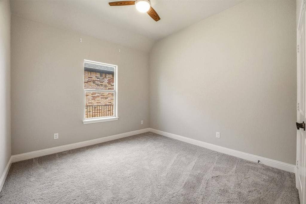 1038 Mickelson Drive, Granbury, TX 76048