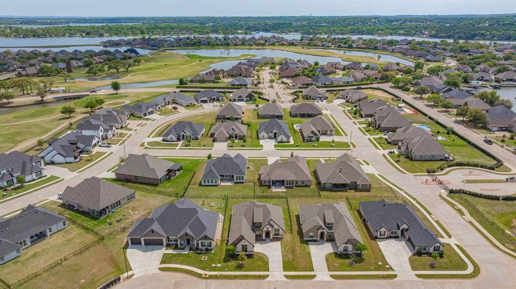 1038 Mickelson Drive, Granbury, TX 76048