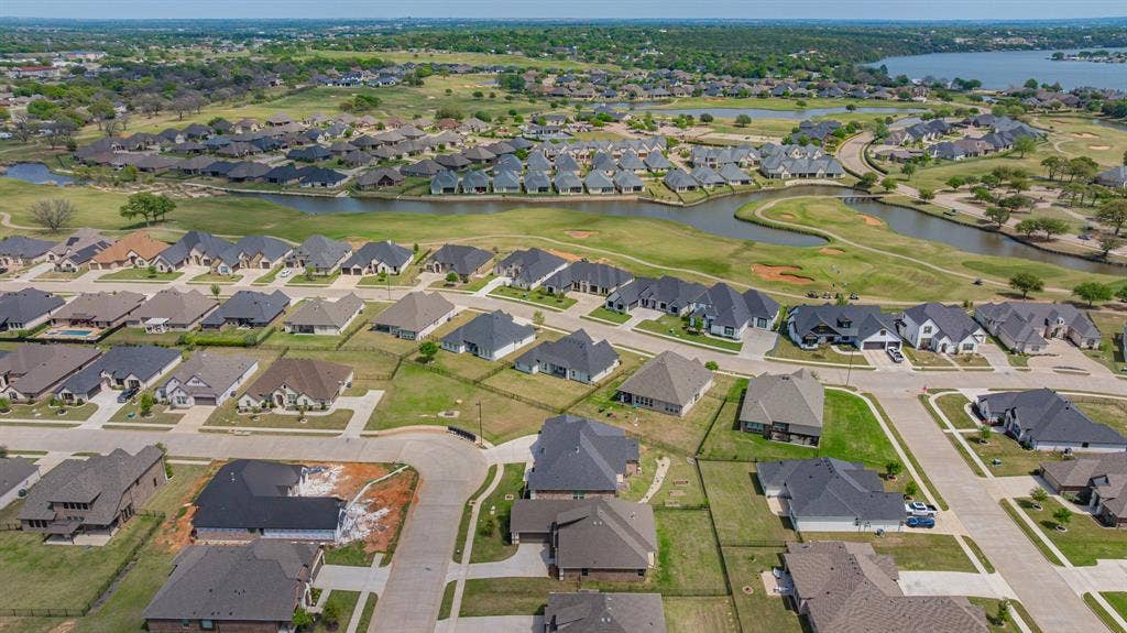 1038 Mickelson Drive, Granbury, TX 76048