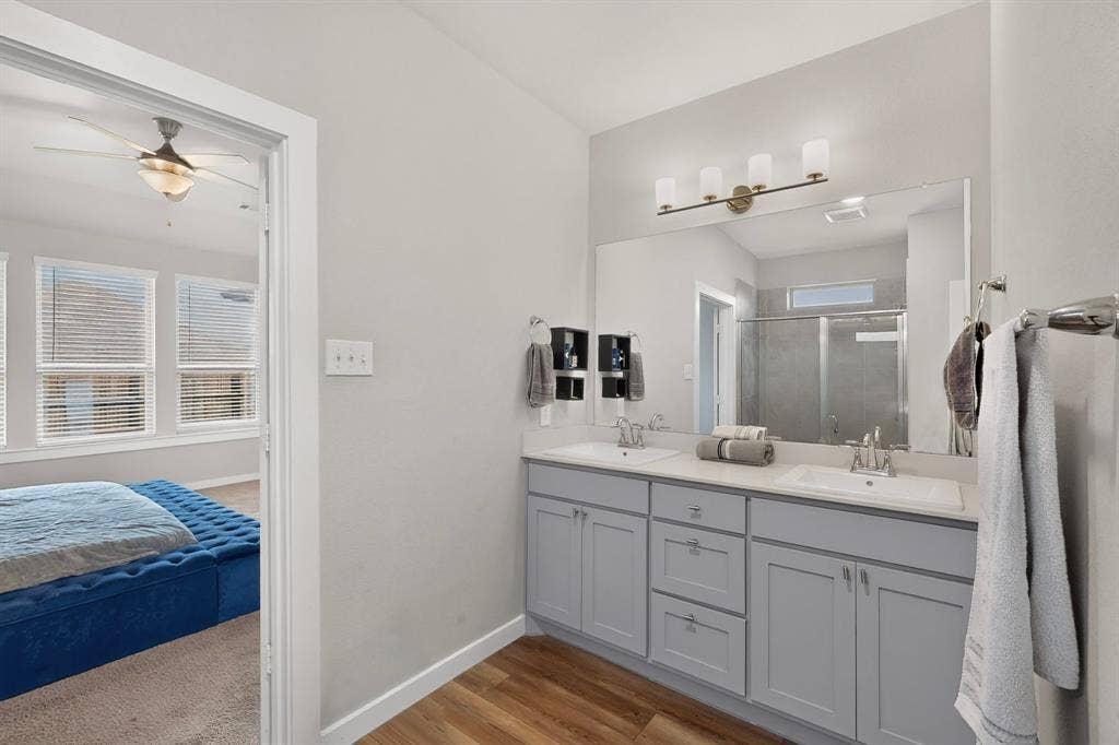 640 Medinah Road, Red Oak, TX 75154