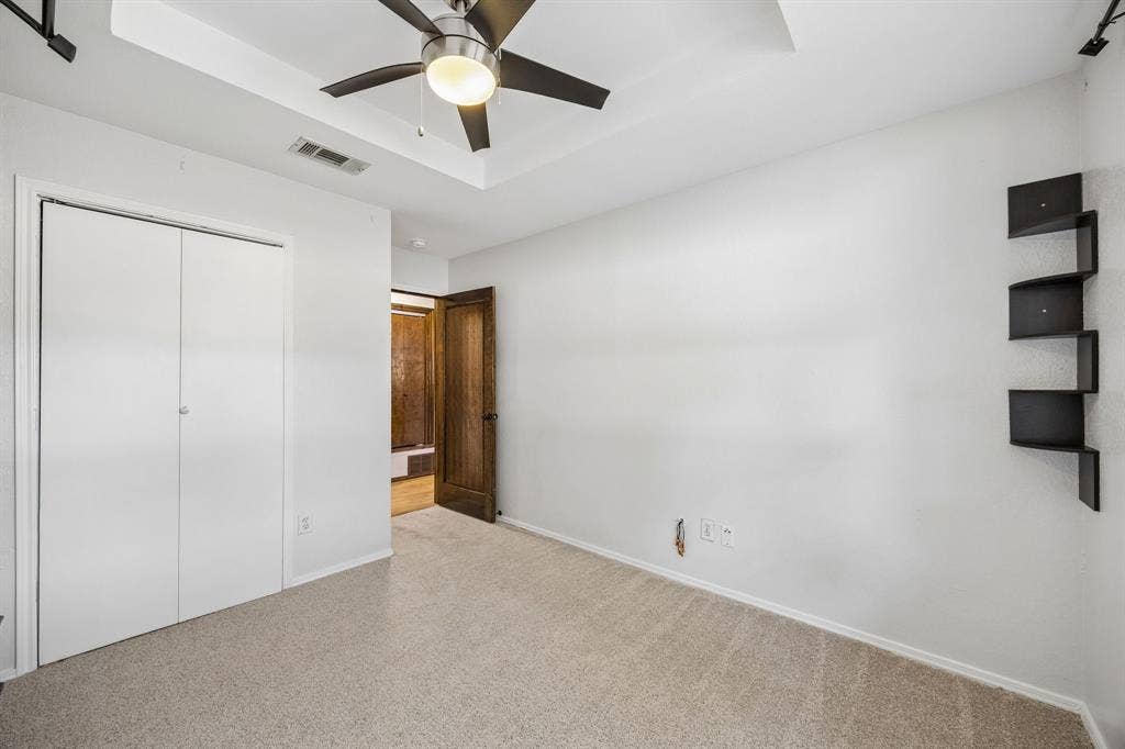 2749 Buna Drive, Dallas, TX 75211 2749 Buna Drive, Dallas, TX 75211