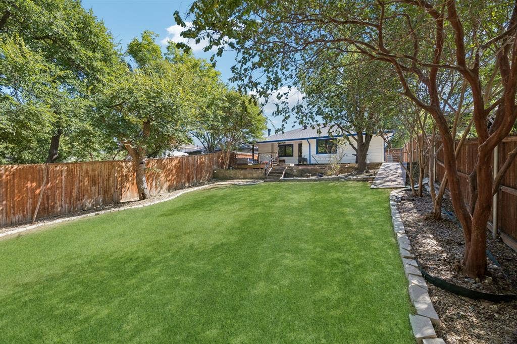 2749 Buna Drive, Dallas, TX 75211 2749 Buna Drive, Dallas, TX 75211
