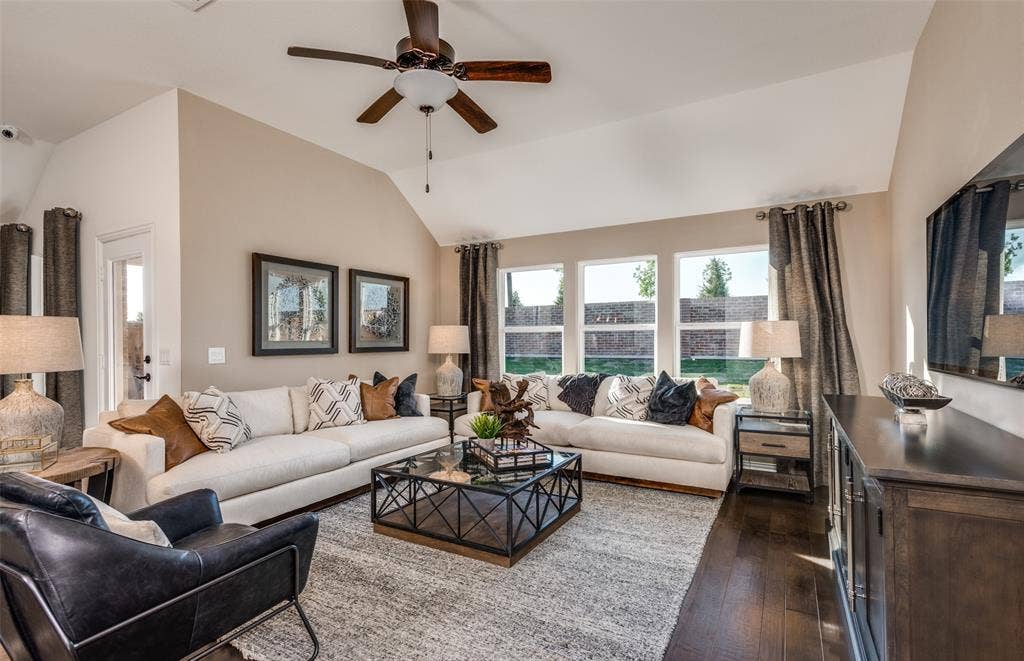 2513 Marigot Street, Princeton, TX 75407 *Model Representation - Open concept throughout main living areas