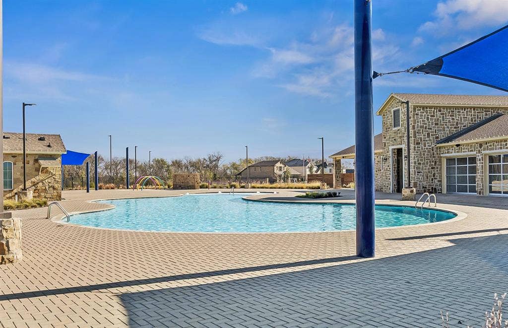 2513 Marigot Street, Princeton, TX 75407 Sparkling pool