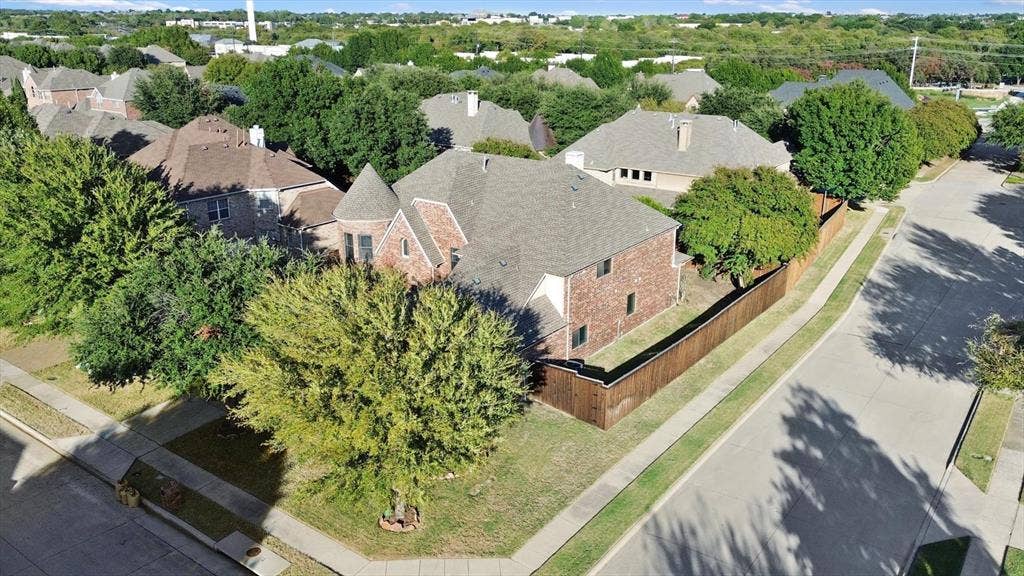 11028 Coventry Lane, Frisco, TX 75035 11028 Coventry Lane, Frisco, TX 75035