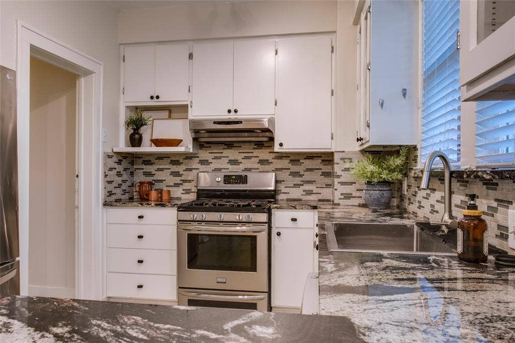 635 N Montclair Avenue, Dallas, TX 75208 635 N Montclair Avenue, Dallas, TX 75208