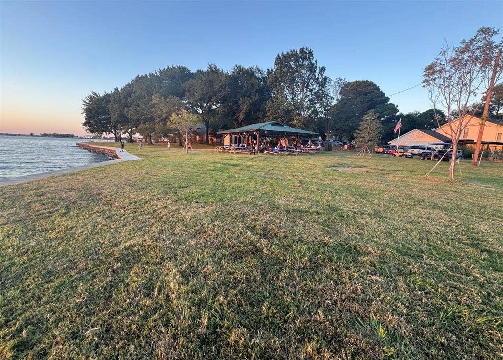 183 Seaside Drive, Gun Barrel City, TX 75156 POA park