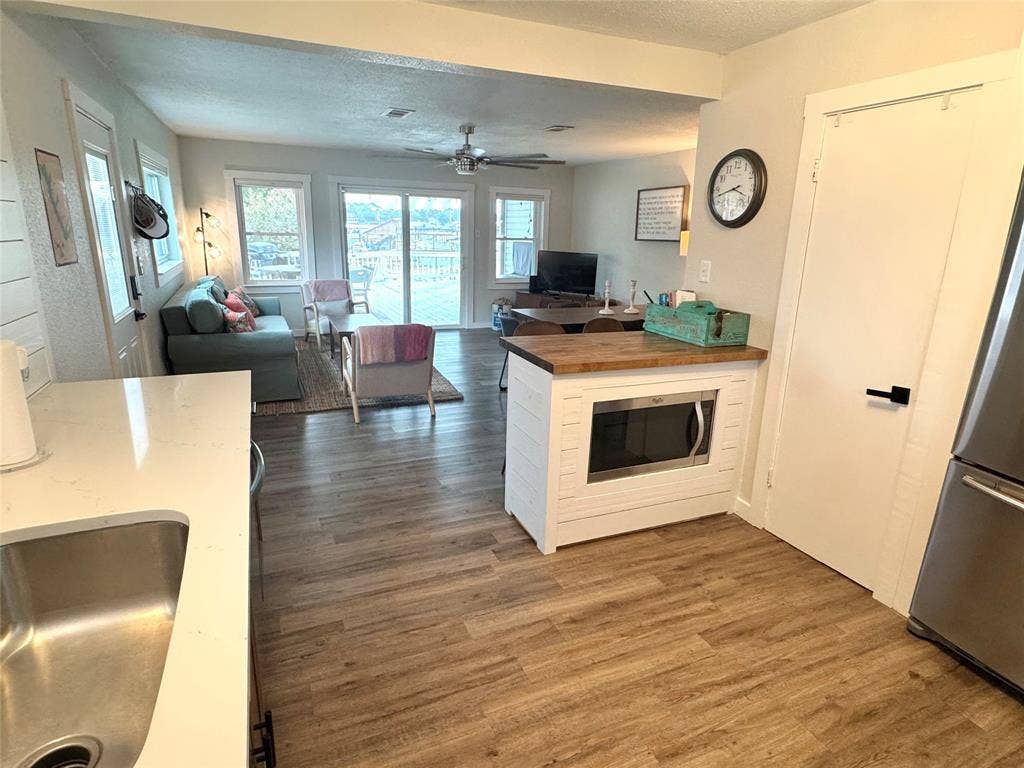 183 Seaside Drive, Gun Barrel City, TX 75156 183 Seaside Drive, Gun Barrel City, TX 75156