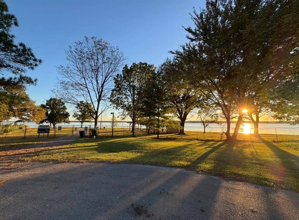 183 Seaside Drive, Gun Barrel City, TX 75156 POA park