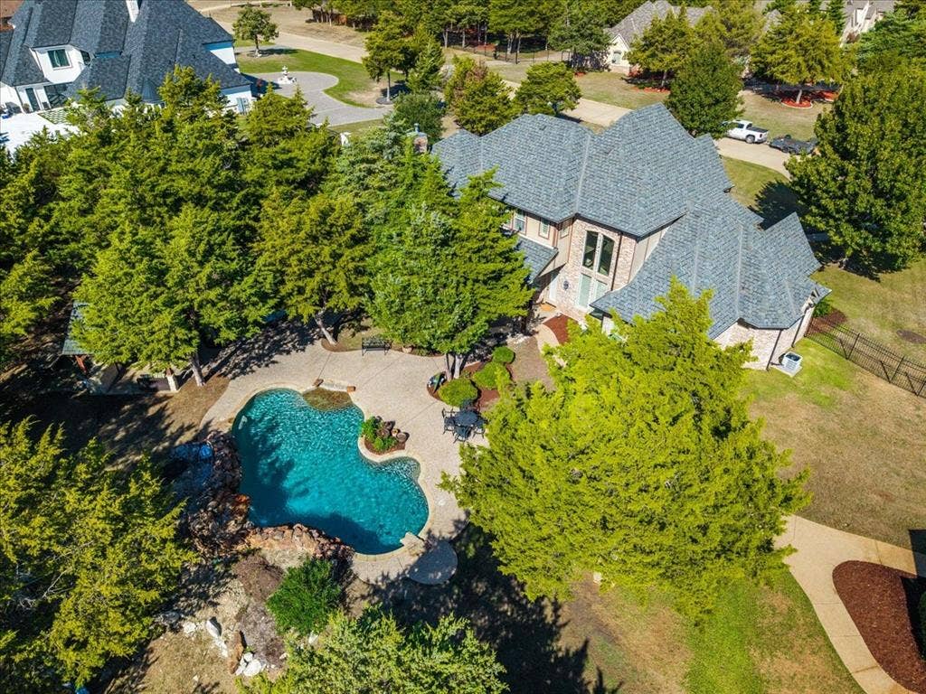 6040 Chapman Ridge Drive, Midlothian, TX 76065 6040 Chapman Ridge Drive, Midlothian, TX 76065