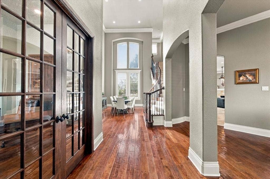 6040 Chapman Ridge Drive, Midlothian, TX 76065 6040 Chapman Ridge Drive, Midlothian, TX 76065