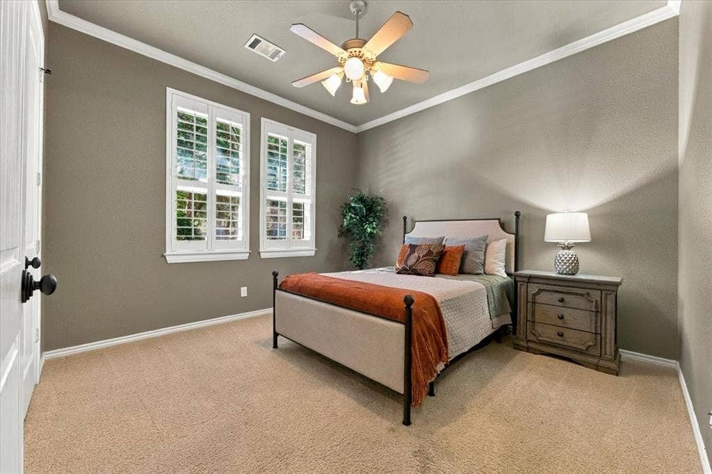 6040 Chapman Ridge Drive, Midlothian, TX 76065 6040 Chapman Ridge Drive, Midlothian, TX 76065