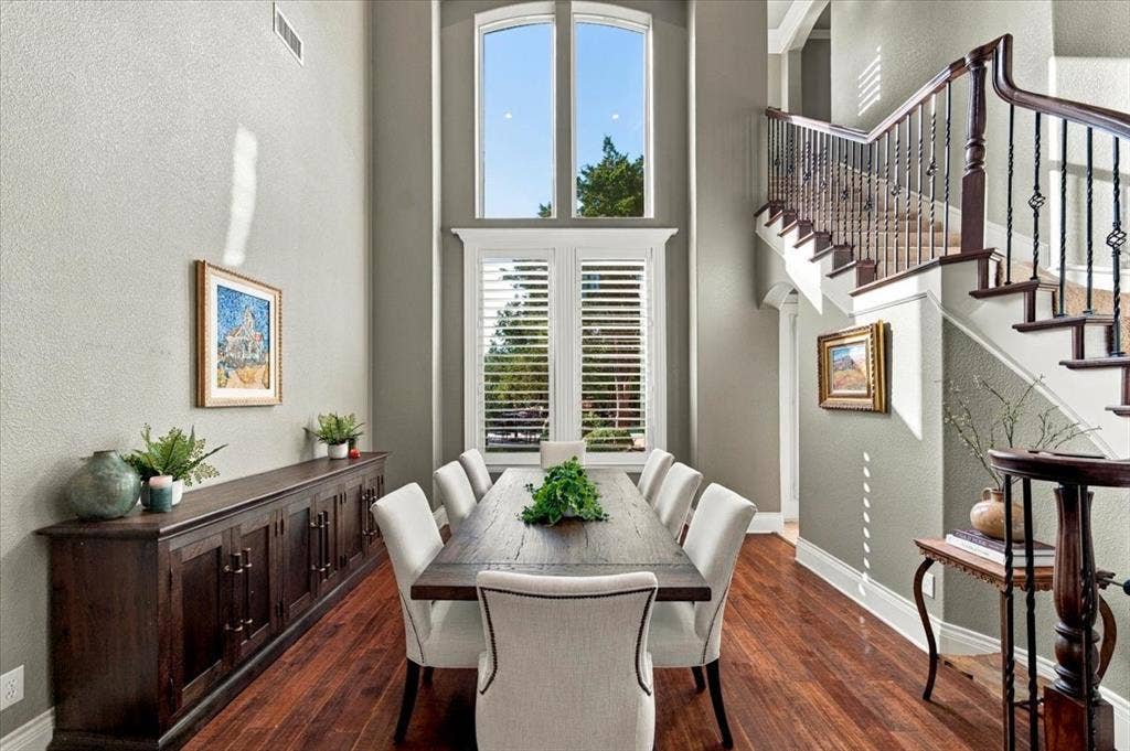 6040 Chapman Ridge Drive, Midlothian, TX 76065 6040 Chapman Ridge Drive, Midlothian, TX 76065