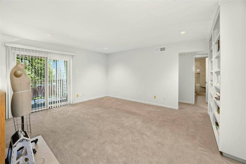 5335 Bent Tree Forest Drive, #213, Dallas, TX 75248 5335 Bent Tree Forest Drive, #213, Dallas, TX 75248