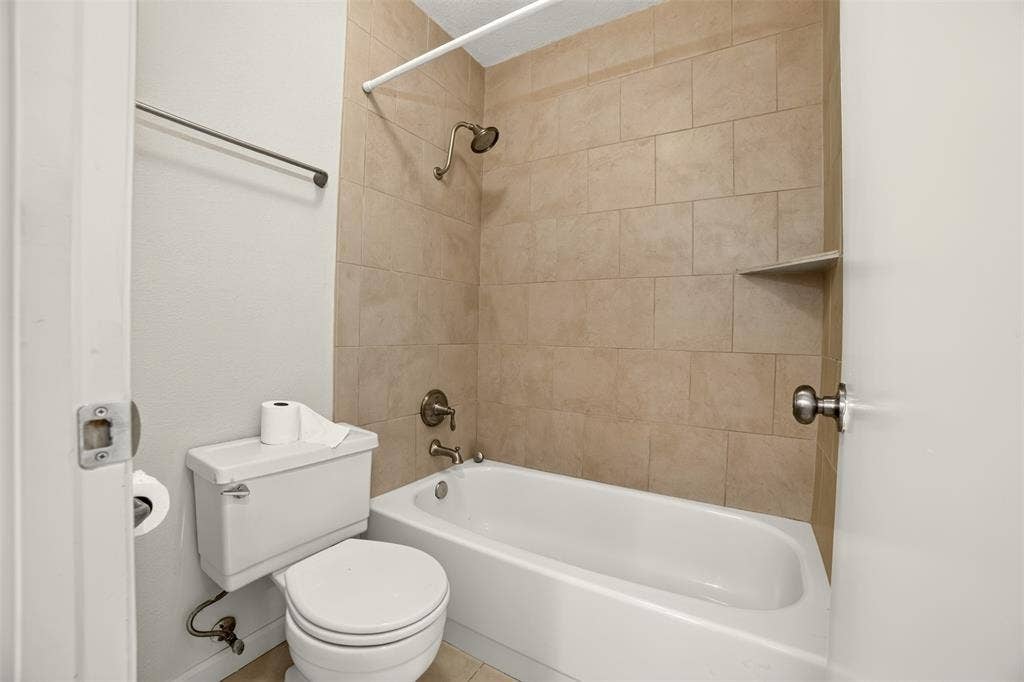 5335 Bent Tree Forest Drive, #213, Dallas, TX 75248 5335 Bent Tree Forest Drive, #213, Dallas, TX 75248