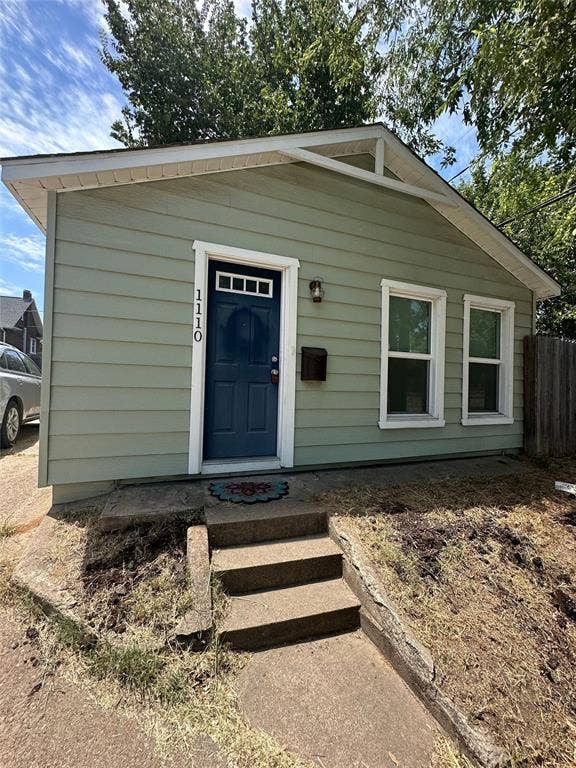 Property photo for 1110 Forest Park Boulevard, Fort Worth, TX