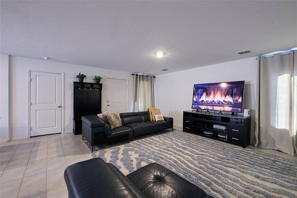 3966 Condor Drive, Crandall, TX 75114 3966 Condor Drive, Crandall, TX 75114