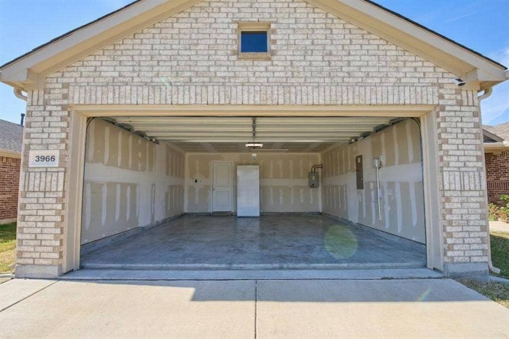 3966 Condor Drive, Crandall, TX 75114 3966 Condor Drive, Crandall, TX 75114