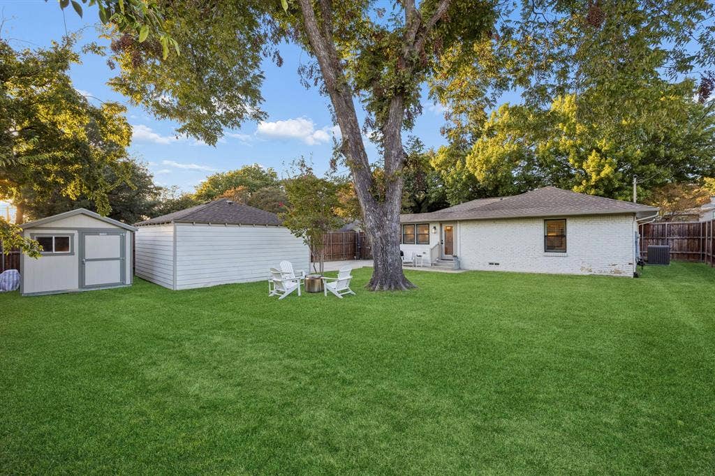 9924 Parkford Drive, Dallas, TX 75238