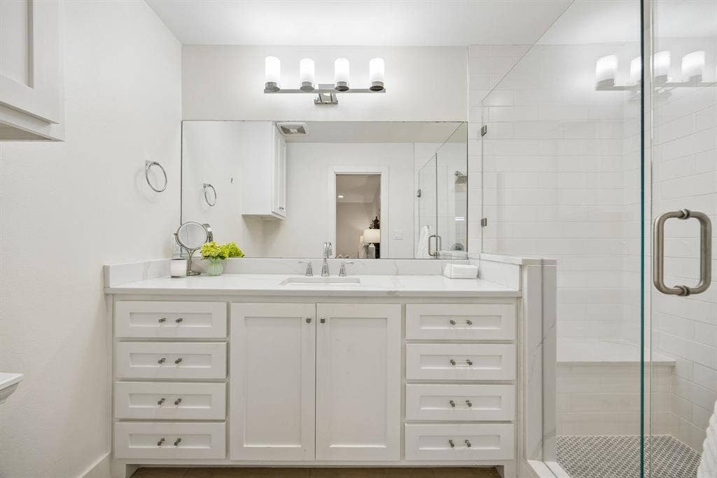 9924 Parkford Drive, Dallas, TX 75238