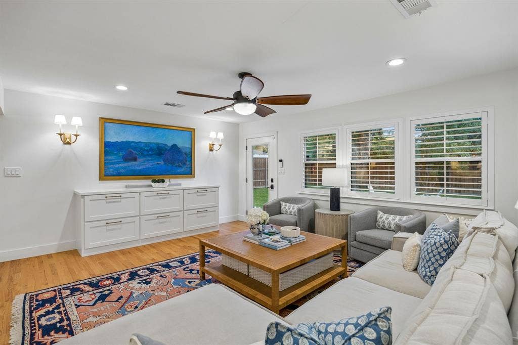 9924 Parkford Drive, Dallas, TX 75238