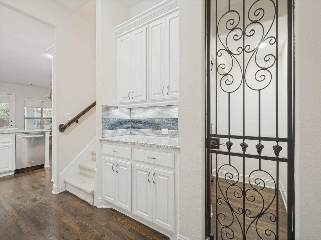 1070 Great Meadow Drive, Allen, TX 75013 1070 Great Meadow Drive, Allen, TX 75013