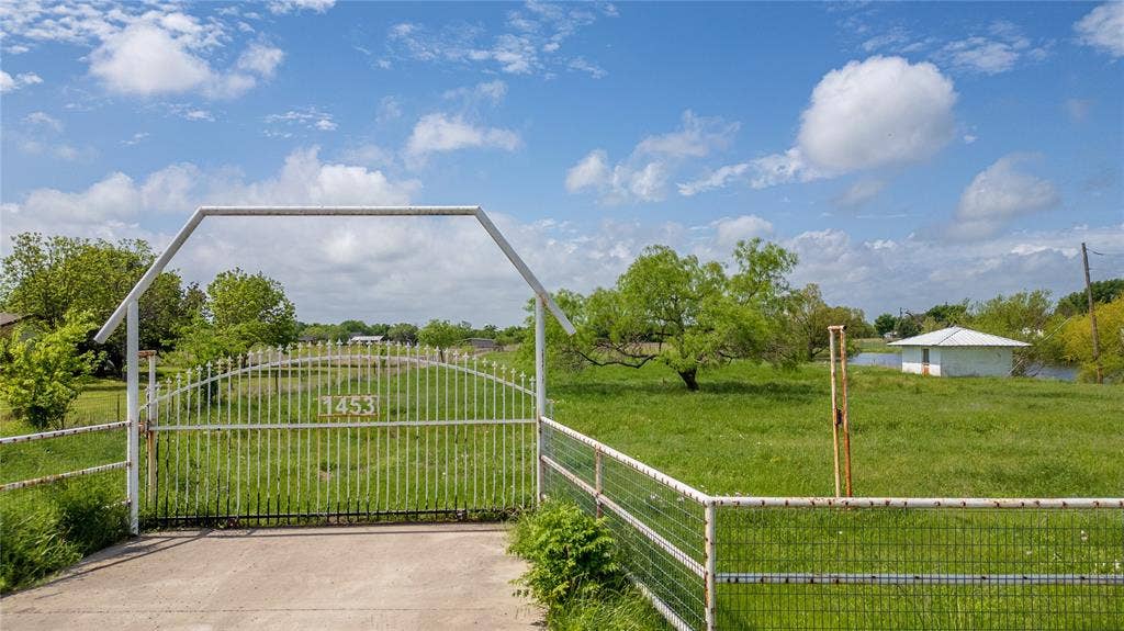 1233 Joyce Road, Kaufman, TX 75142