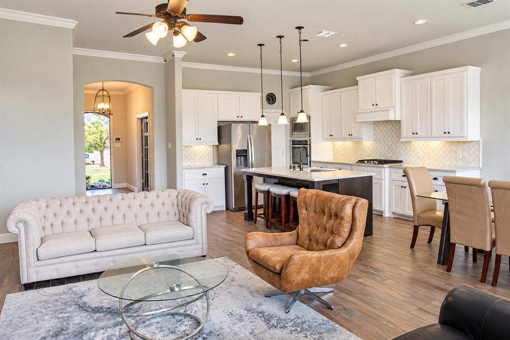 1306 Elizabeth Street, Anna, TX 75409 1306 Elizabeth Street, Anna, TX 75409