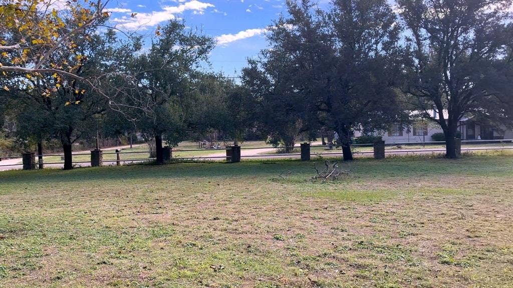 451 E Rocket Road, Lorena, TX 76655