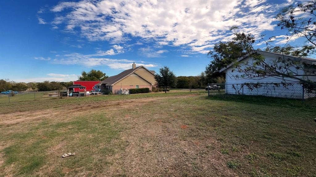 451 E Rocket Road, Lorena, TX 76655