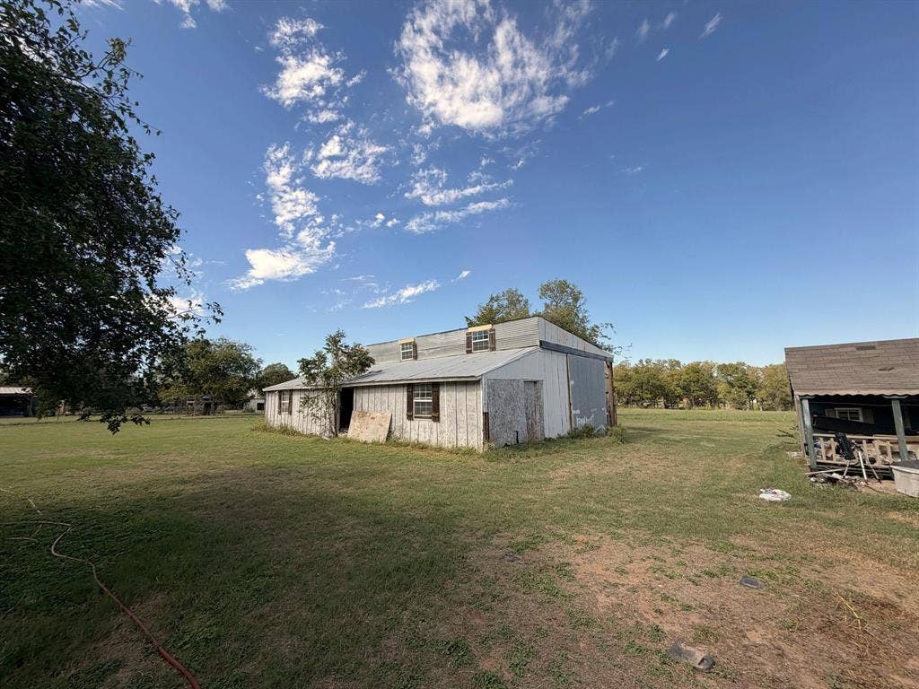 451 E Rocket Road, Lorena, TX 76655