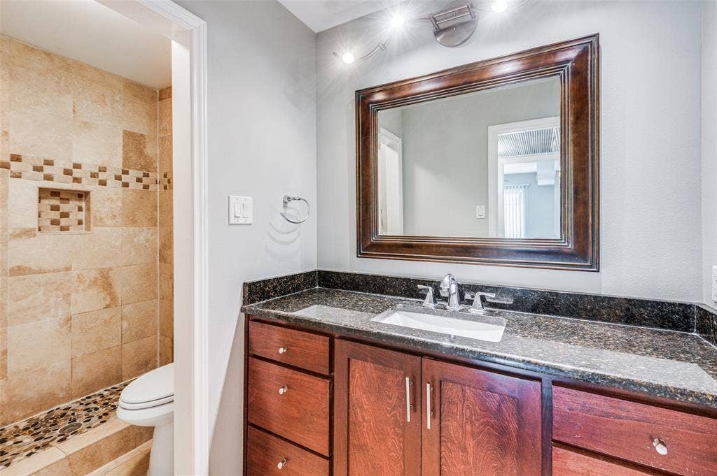 5323 Fleetwood Oaks Avenue, #255, Dallas, TX 75235 5323 Fleetwood Oaks Avenue, #255, Dallas, TX 75235