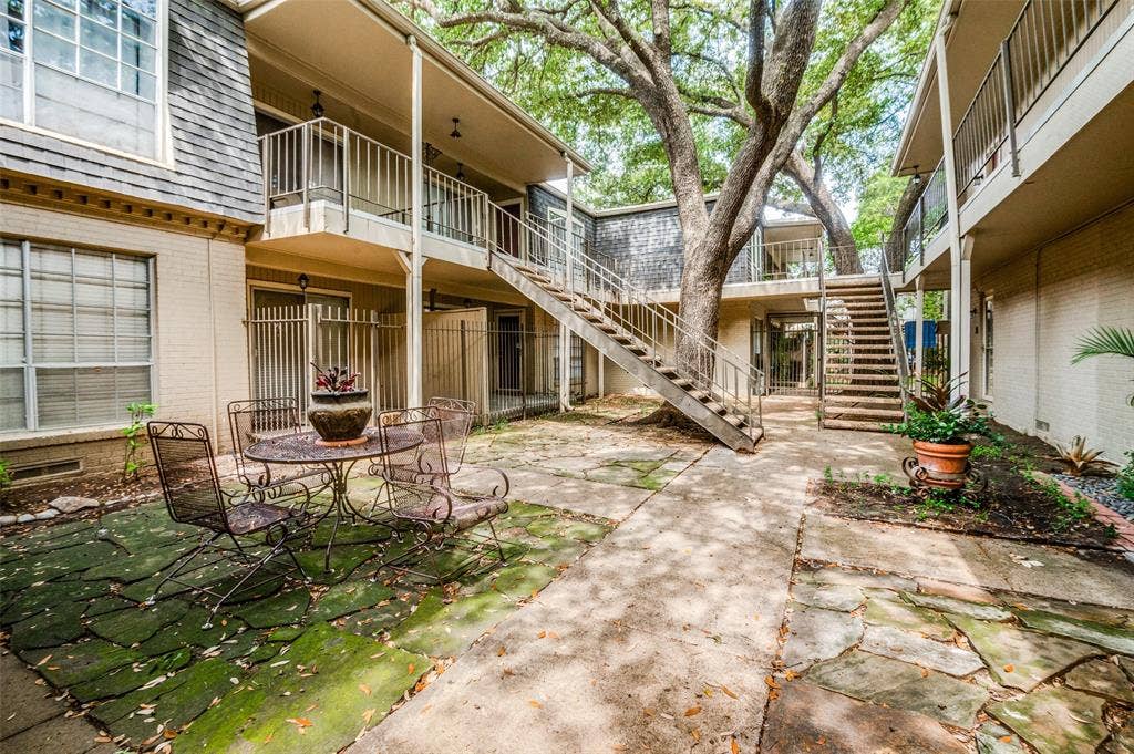 5323 Fleetwood Oaks Avenue, #255, Dallas, TX 75235 5323 Fleetwood Oaks Avenue, #255, Dallas, TX 75235