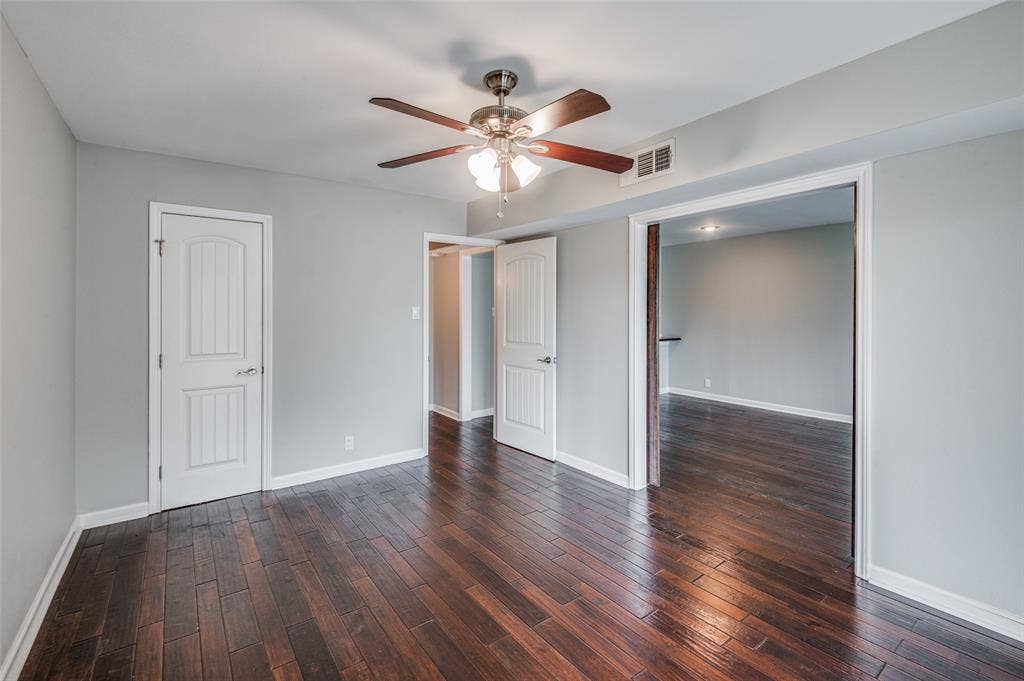 5323 Fleetwood Oaks Avenue, #255, Dallas, TX 75235 5323 Fleetwood Oaks Avenue, #255, Dallas, TX 75235