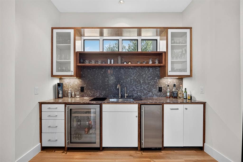 5717 Preston Haven Drive, Dallas, TX 75230