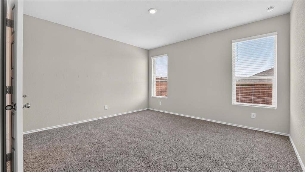 1409 CANTERBURY Trail, DeSoto, TX 75115