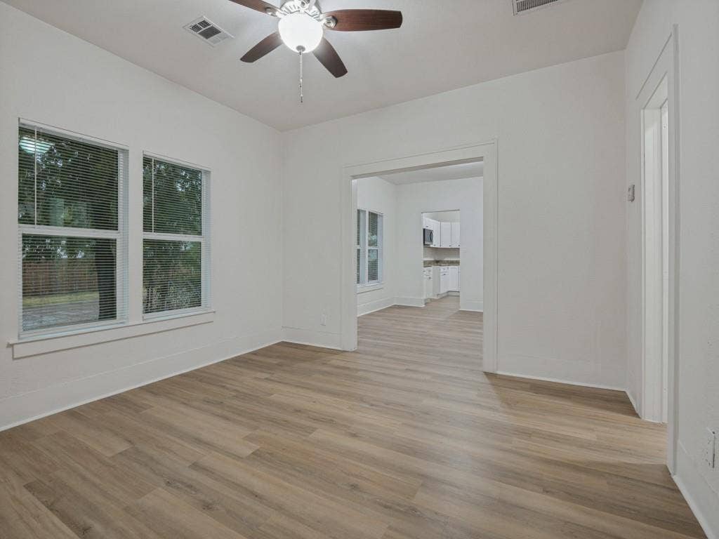2707 Lenway Street, Dallas, TX 75215