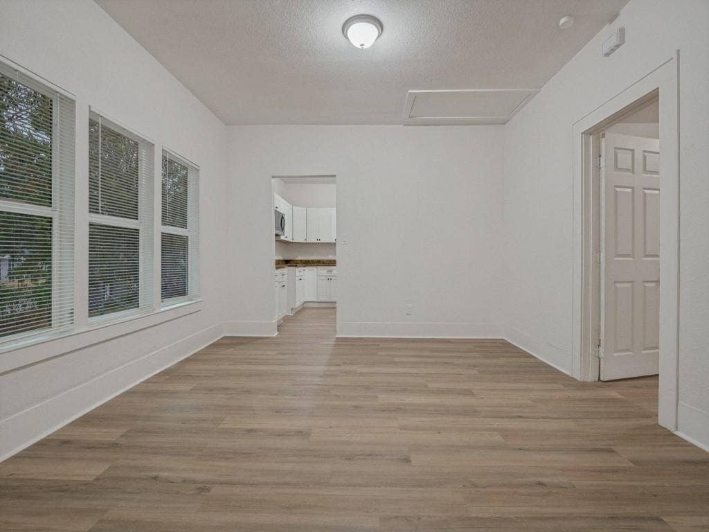 2707 Lenway Street, Dallas, TX 75215