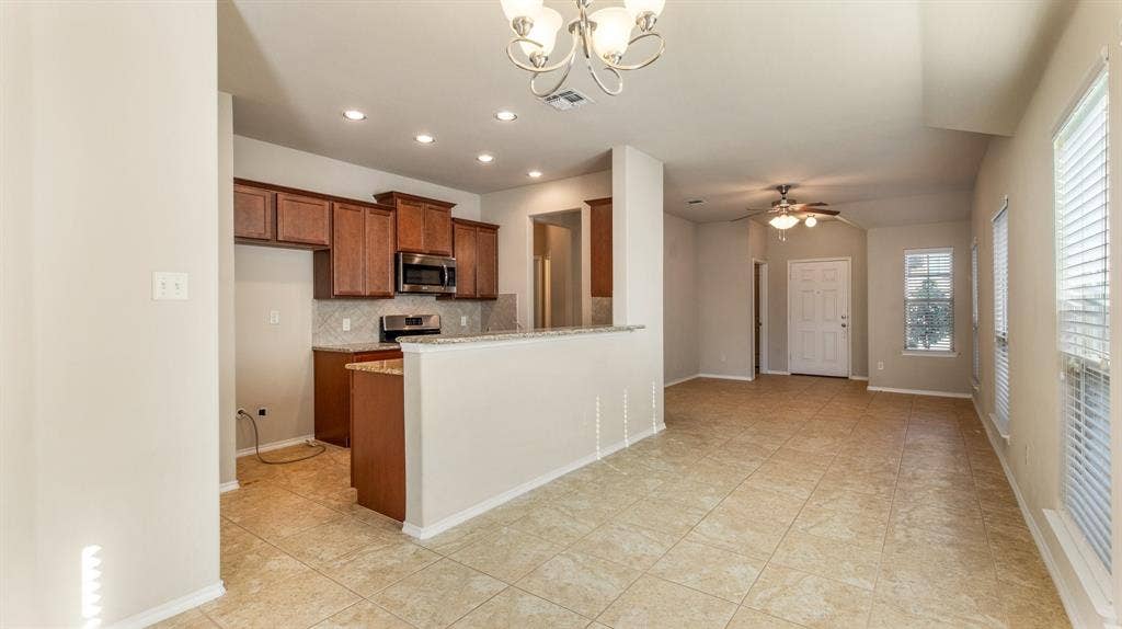 9925 Pronghorn Road, McKinney, TX 75071 9925 Pronghorn Road, McKinney, TX 75071