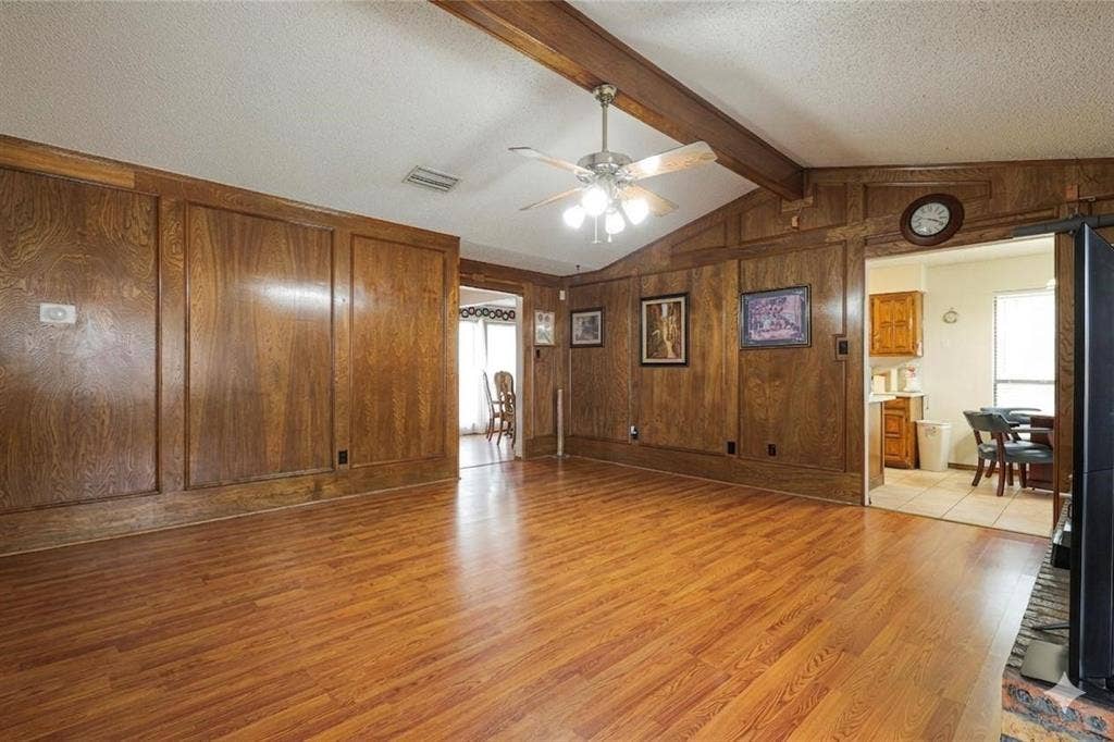 338 Marriott Lane, Garland, TX 75040 338 Marriott Lane, Garland, TX 75040