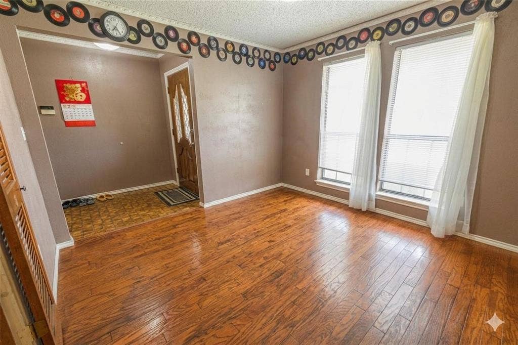 338 Marriott Lane, Garland, TX 75040 338 Marriott Lane, Garland, TX 75040