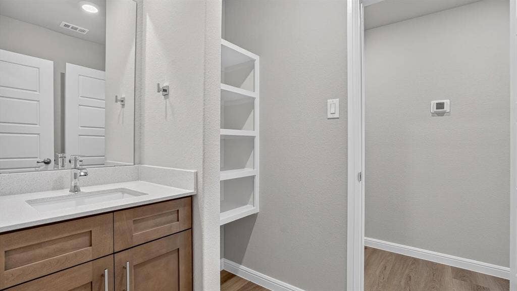 440 LIVINGSTON Drive, DeSoto, TX 75115 440 LIVINGSTON Drive, DeSoto, TX 75115