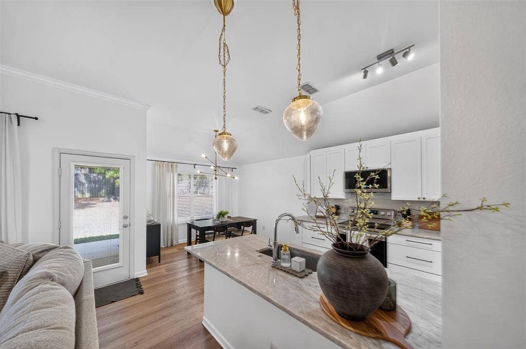 1629 Crockett Drive, Tyler, TX 75701 1629 Crockett Drive, Tyler, TX 75701