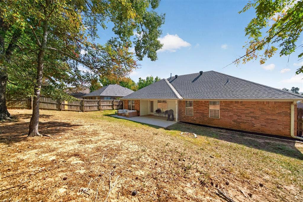 1629 Crockett Drive, Tyler, TX 75701 1629 Crockett Drive, Tyler, TX 75701