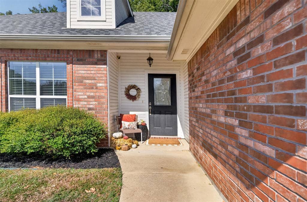1629 Crockett Drive, Tyler, TX 75701 1629 Crockett Drive, Tyler, TX 75701