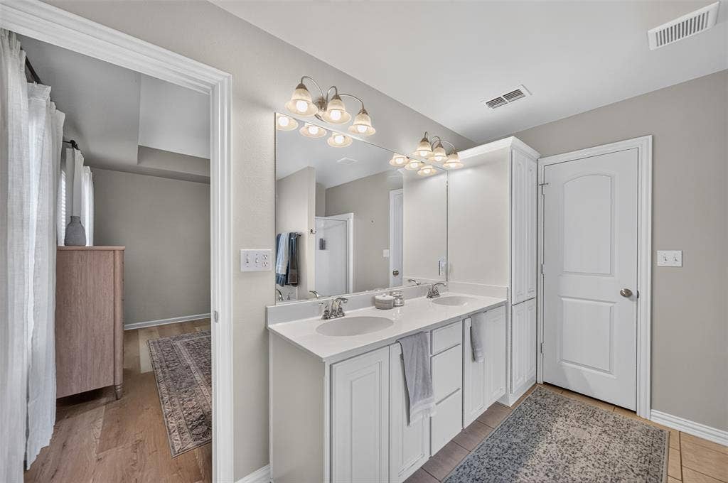 1629 Crockett Drive, Tyler, TX 75701 1629 Crockett Drive, Tyler, TX 75701