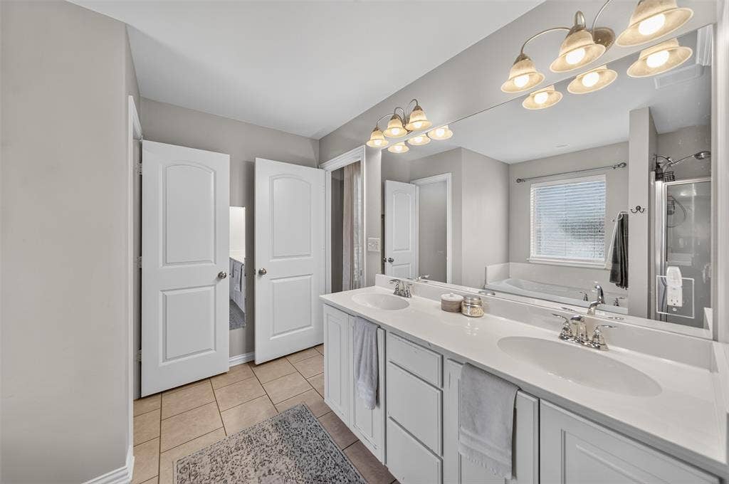 1629 Crockett Drive, Tyler, TX 75701 1629 Crockett Drive, Tyler, TX 75701